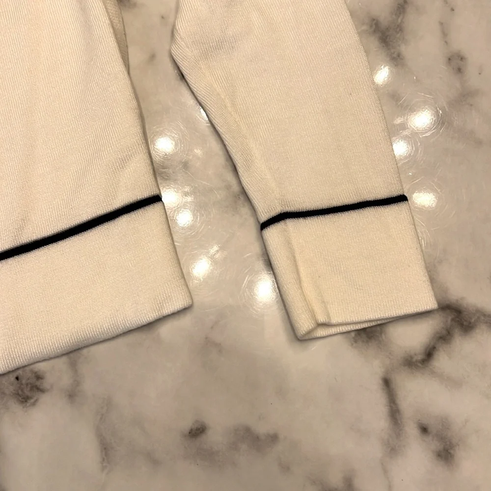 Athleta Lightweight Wool Blend Cardigan Sweater Womens Small White V Neck Knit - Picture 5 of 7